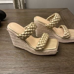 Wedge shoe
